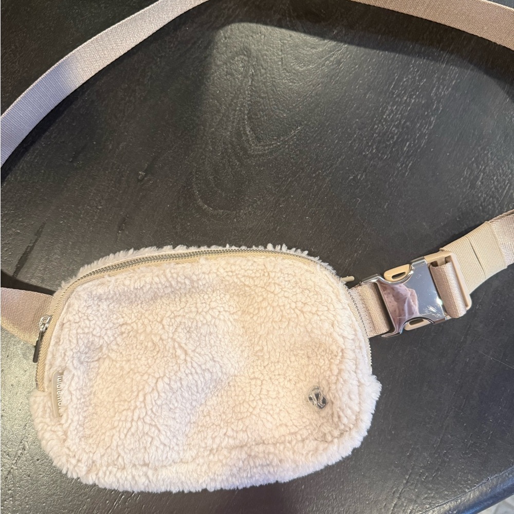 lululemon athletica Cream Sherpa Belt Bag